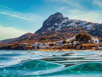 ΣΚΥΡΟΣ